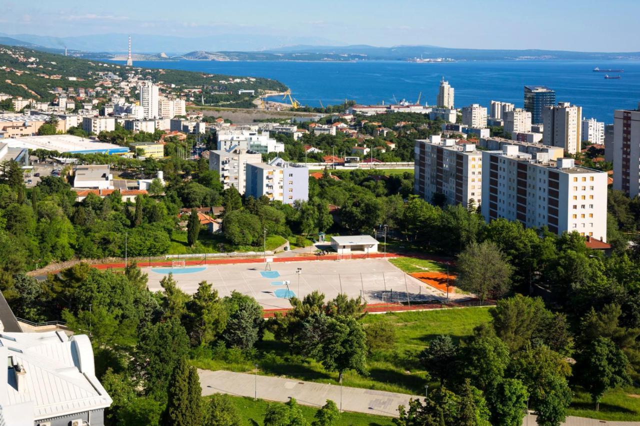 Paha-Paha Modern Apartment With Sea View, Fast Wi-Fi, And Free Parking! Rijeka Ngoại thất bức ảnh