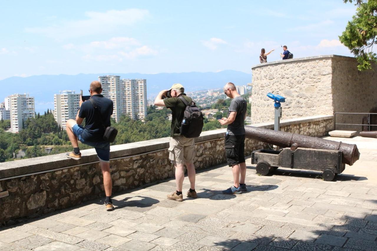 Paha-Paha Modern Apartment With Sea View, Fast Wi-Fi, And Free Parking! Rijeka Ngoại thất bức ảnh